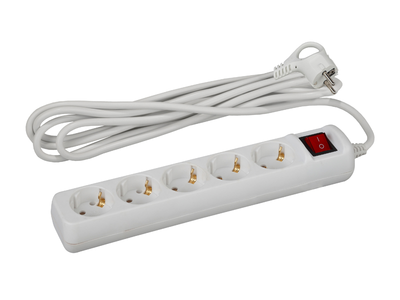 Удлинитель ЭРА UX-5es-3m 5 гн 3м, 3х0,75мм, с заземл, с выкл Удлинитель ЭРА UX-5es-3m 5 гн 3м, 3х0,75мм, с заземл, с выкл